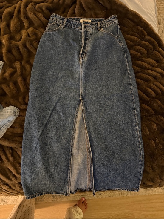 ROLLA'S Dresses & Skirts - Rolla’s High-Waist Front-Slit Denim Midi Skirt - Blue